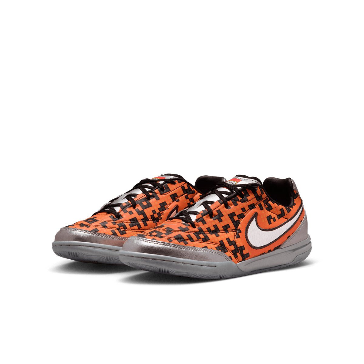 NIKE JR TIEMPO STREETGATO X LEGO IC - METALLIC SILVER/WHITE/SAFETY ORANGE