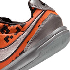 NIKE JR TIEMPO STREETGATO X LEGO IC - METALLIC SILVER/WHITE/SAFETY ORANGE