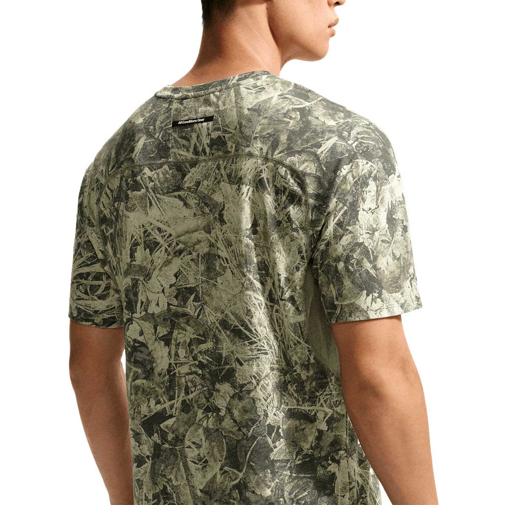 NIKE MEN ACG CHAMO CAMO TEE - SEQUOIA/LIGHTARMY/SUMMITWHITE