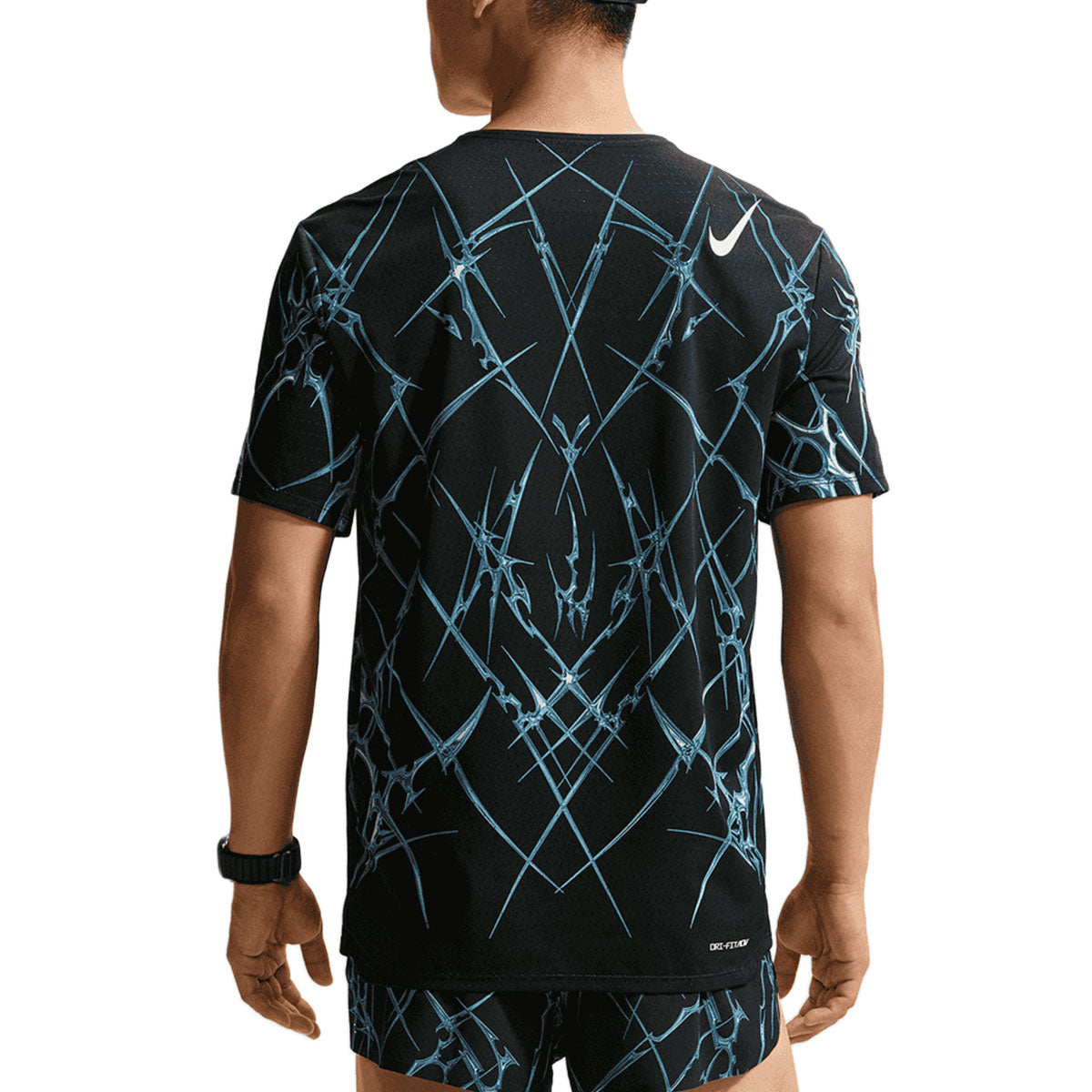 NIKE MEN AEROSWIFT SHORTS SLEEVE AOP - BLACK/BLACK