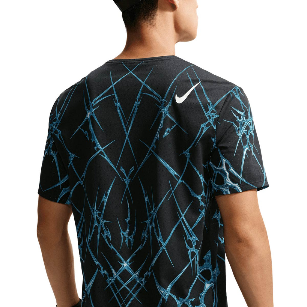 NIKE MEN AEROSWIFT SHORTS SLEEVE AOP - BLACK/BLACK