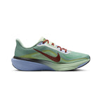 NIKE MEN AIR ZOOM PEGASUS 42 SE - STEAM/UNIVERSITYRED/FROSTEDSPRUCE