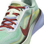 NIKE MEN AIR ZOOM PEGASUS 42 SE - STEAM/UNIVERSITYRED/FROSTEDSPRUCE