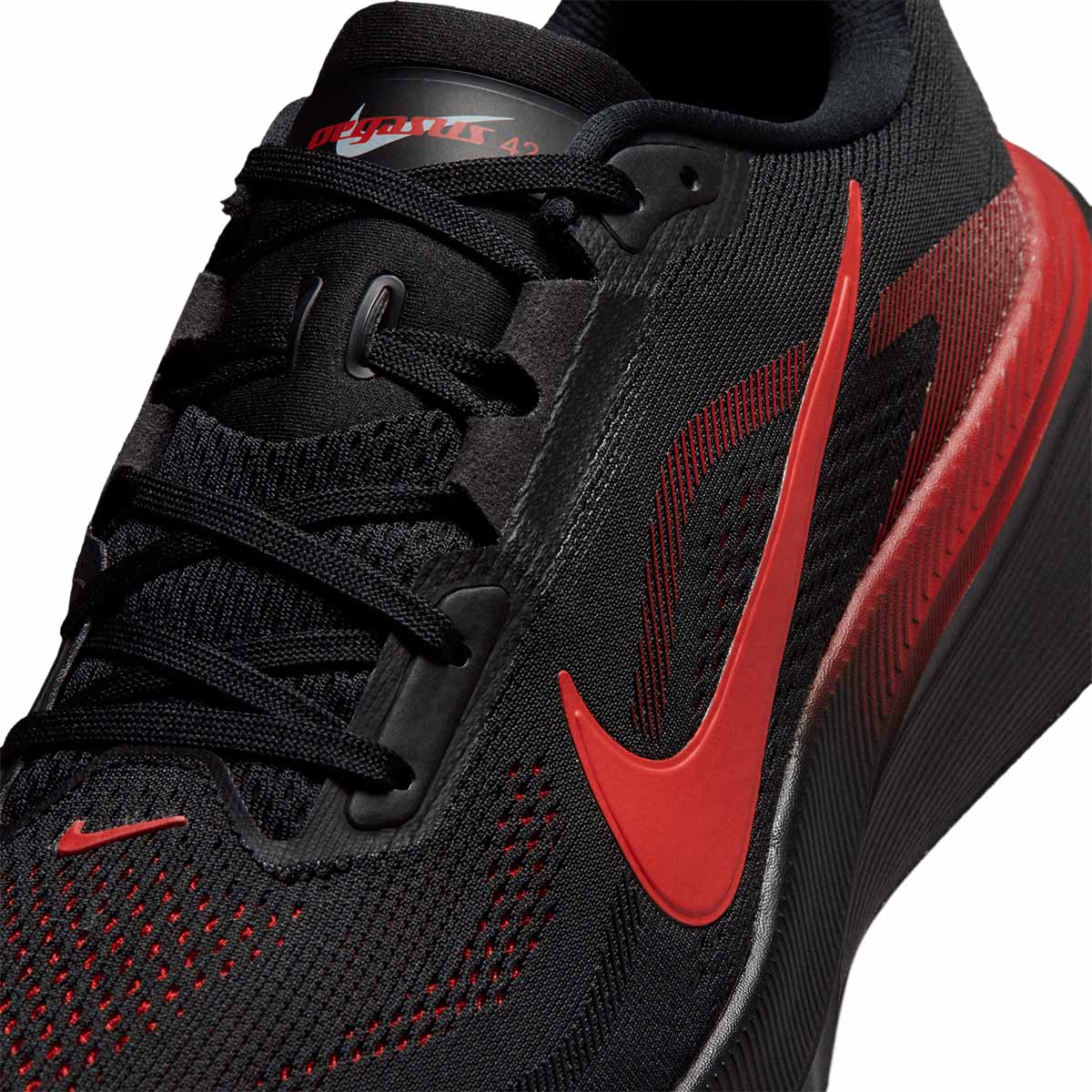 NIKE MEN AIR ZOOM PEGASUS 42 - BLACK/BRIGHTCRIMSON/UNIVERSITYRED