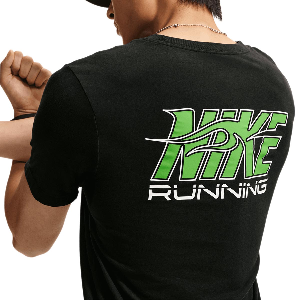 NIKE MEN DRI FIT STRIDE PRNT TEE - BLACK/MEANGREEN/WHITE