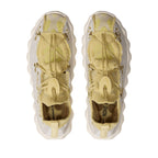 NIKE MEN MIND 002 FLYKNIT QS - LIGHTBONE/SATURNGOLD/INFINITEGOLD