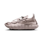 NIKE MEN MIND 002 FLYKNIT QS - SANDDRIFT/FOSSILROSE/PLUMECLIPSE
