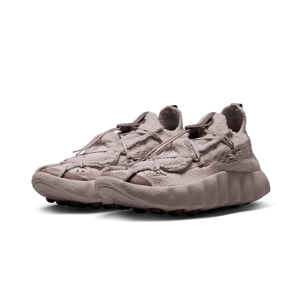 NIKE MEN MIND 002 FLYKNIT QS - SANDDRIFT/FOSSILROSE/PLUMECLIPSE