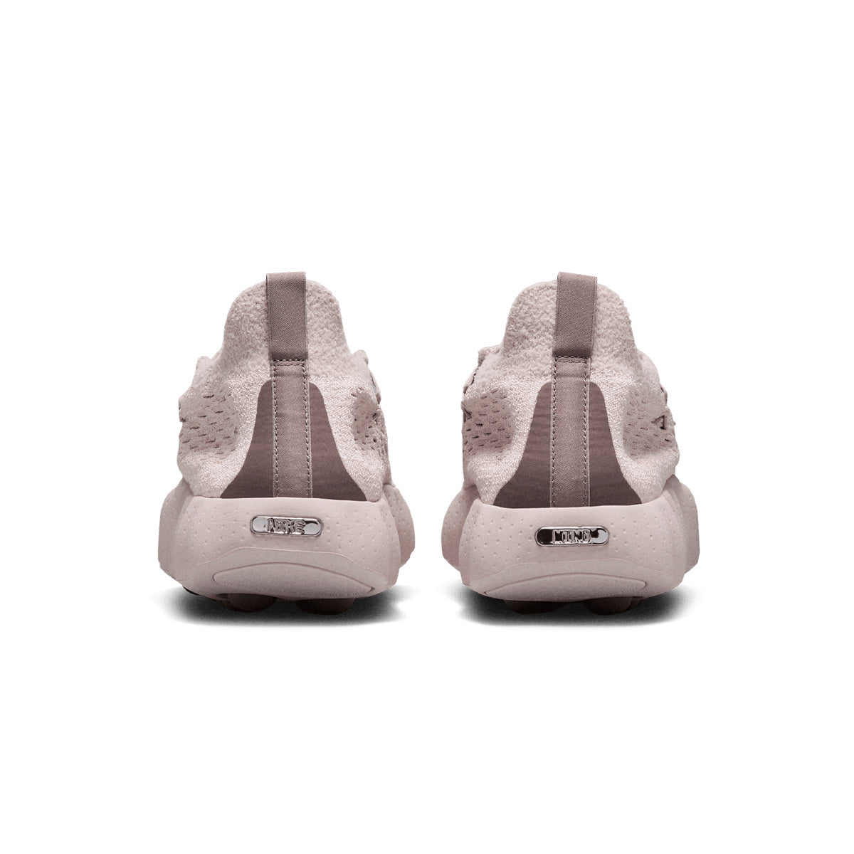 NIKE MEN MIND 002 FLYKNIT QS - SANDDRIFT/FOSSILROSE/PLUMECLIPSE