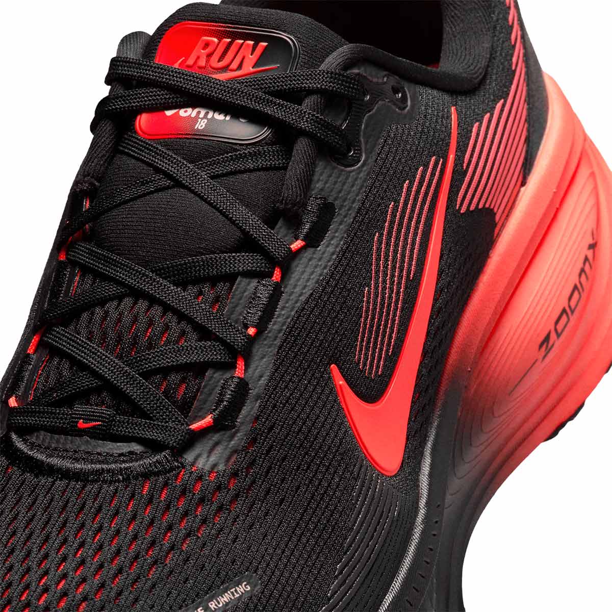 NIKE MEN VOMERO 18 - BLACK/BRIGHTCRIMSON/UNIVERSITYRED