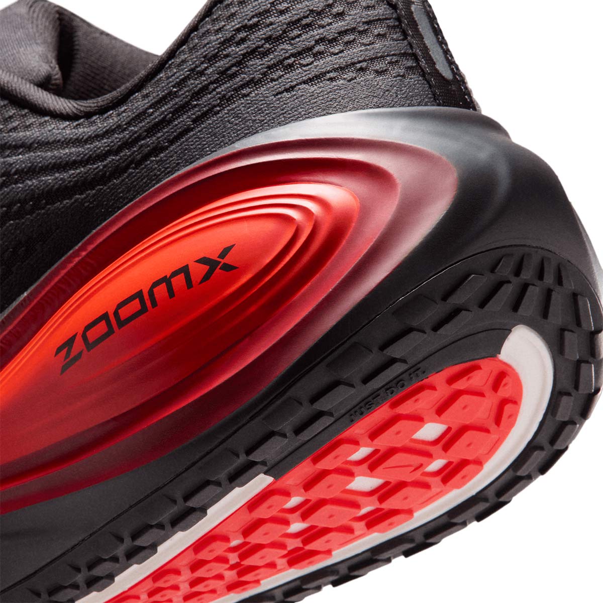 NIKE MEN VOMERO PLUS - ANTHRACITE/BLACK/BRIGHTCRIMSON