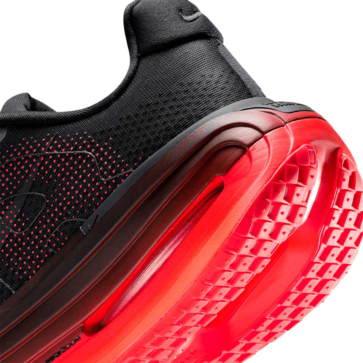 NIKE MEN VOMERO PREMIUM - BLACK/BLACK/BRIGHTCRIMSON