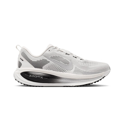 NIKE M VOMERO 18 RR - SUMMITWHITE/METALLICSILVER/BLACK