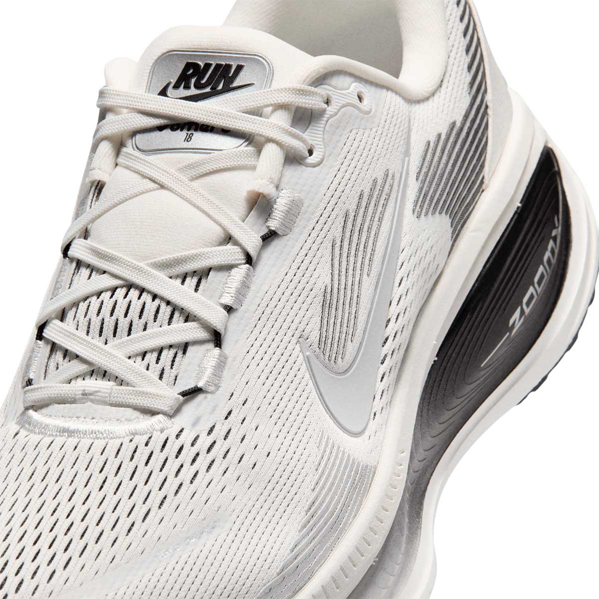 NIKE M VOMERO 18 RR - SUMMITWHITE/METALLICSILVER/BLACK