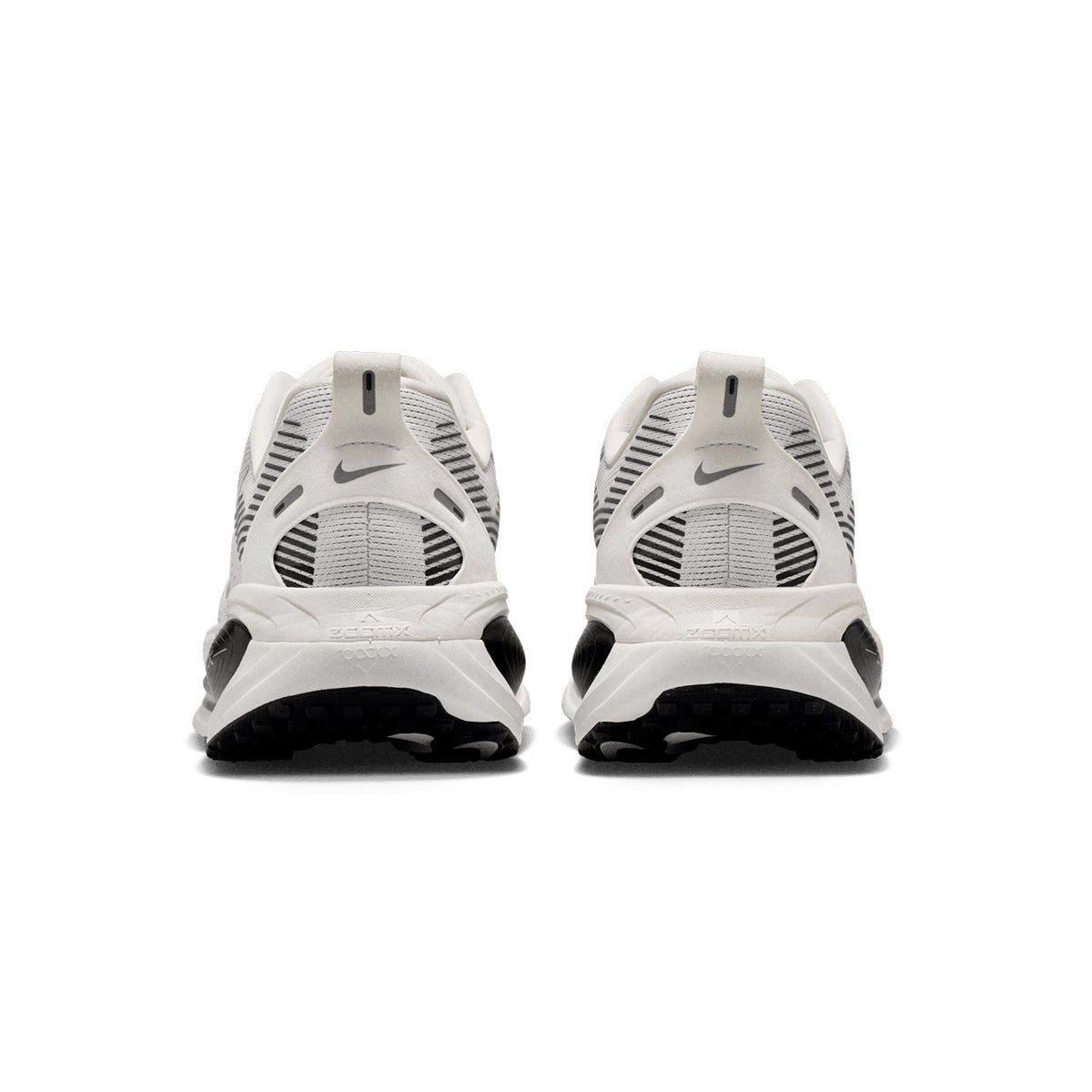 NIKE M VOMERO 18 RR - SUMMITWHITE/METALLICSILVER/BLACK