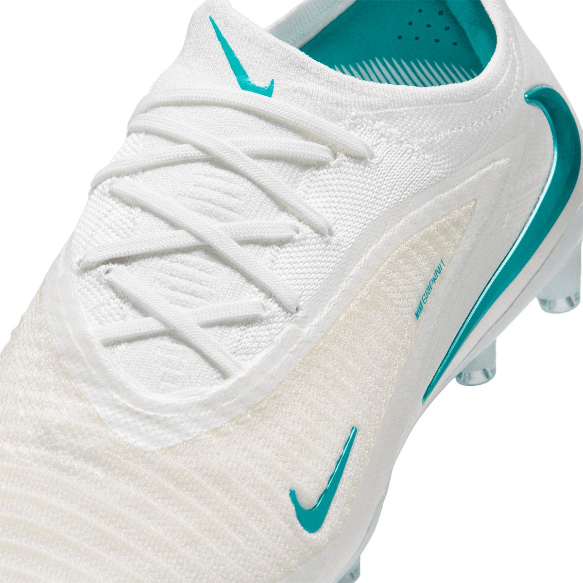 NIKE PHANTOM 6 LOW ELITE AG PRO - WHITE/DUSTY CACTUS/WHITE
