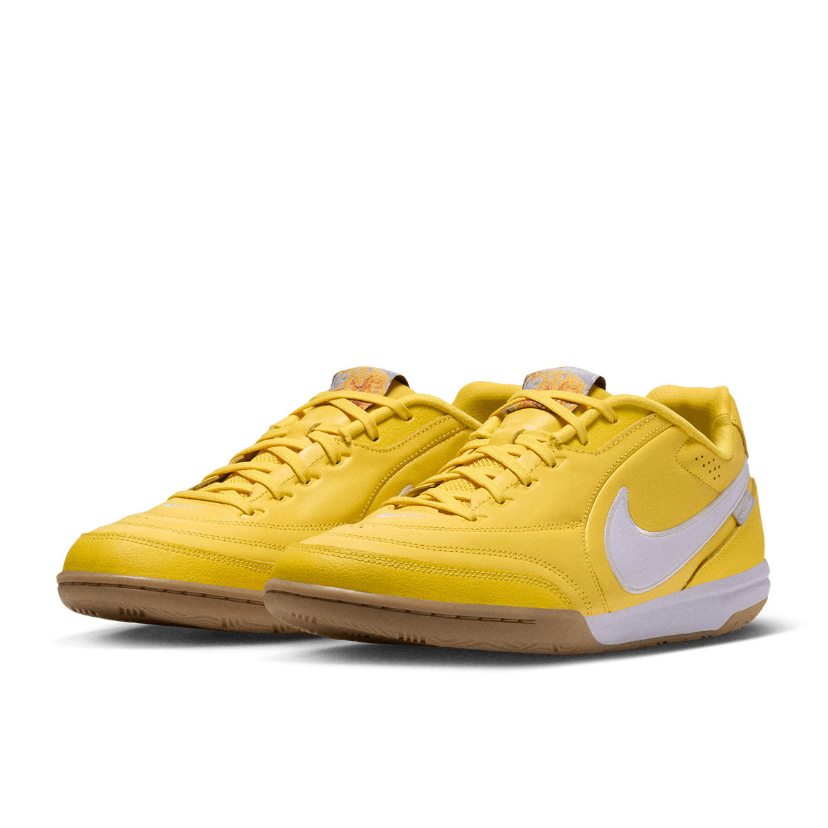 NIKE TIEMPO STREETGATO JOGA BONITO IC - CHROME YELLOW/WHITE/GUM MED BROWN
