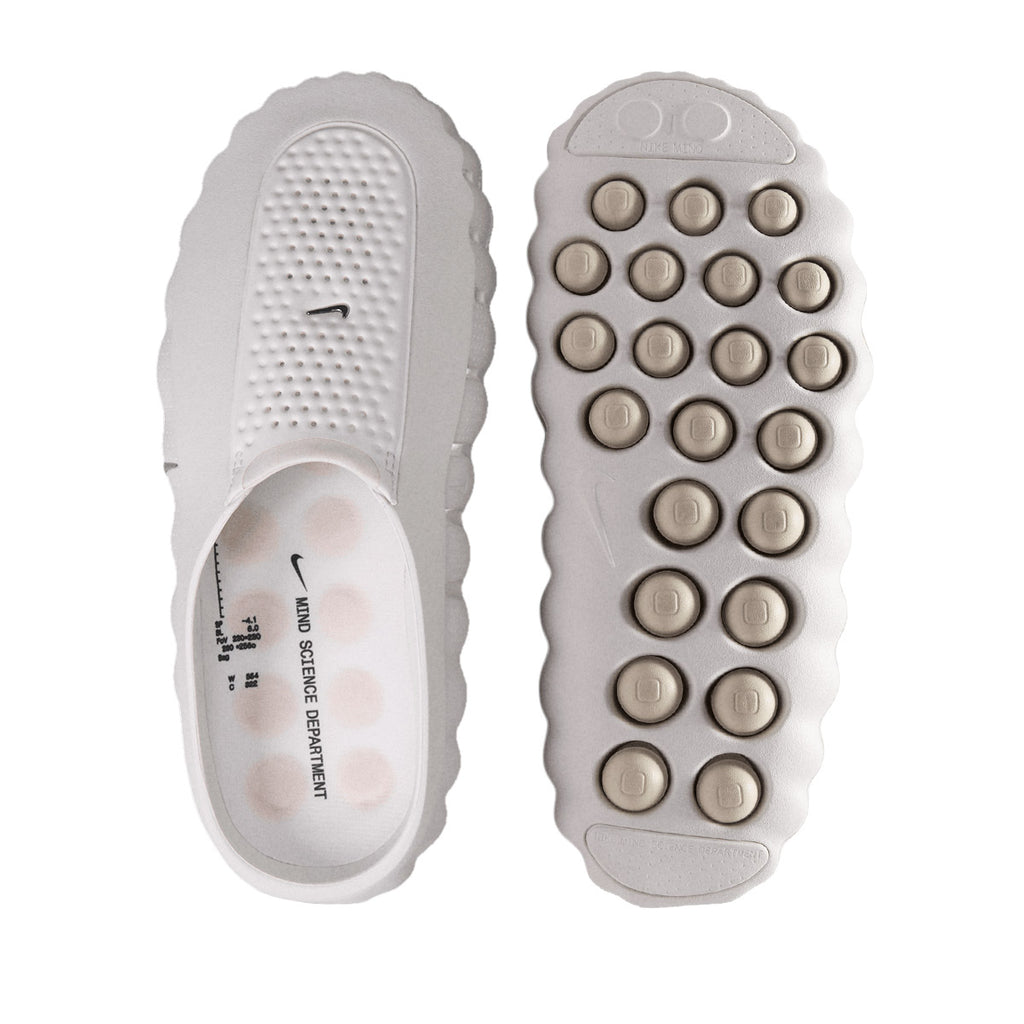 NIKE WOMEN MIND 001 - SUMMITWHITE/METALLICSILVER/PHANTOM