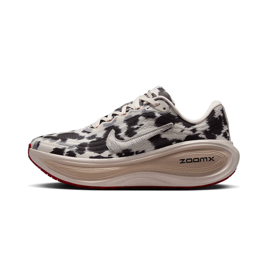NIKE WOMEN VOMERO PLUS PR - SAIL/BLACK/UNIVERSITYRED/LTOREWOODBRN
