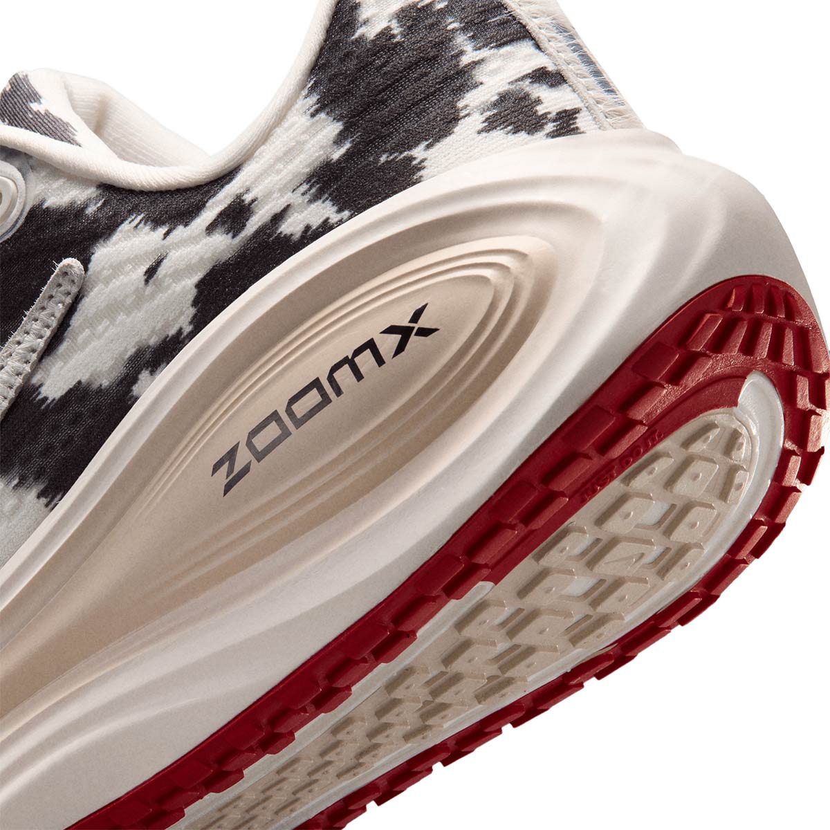 NIKE WOMEN VOMERO PLUS PR - SAIL/BLACK/UNIVERSITYRED/LTOREWOODBRN