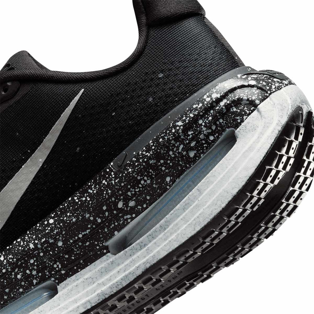 NIKE WOMEN VOMERO PREMIUM QS - BLACK/METALLICSILVER/WHITE