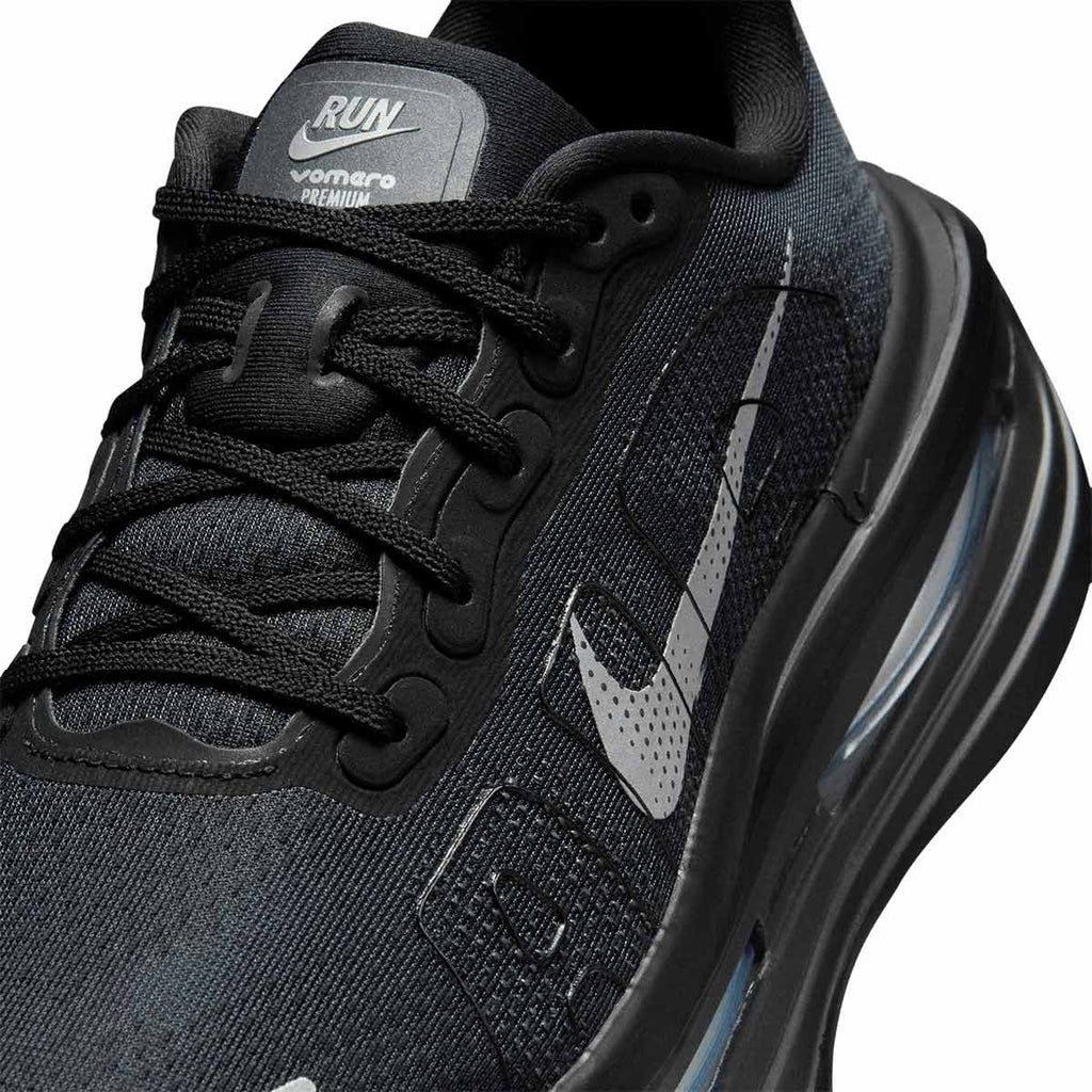 NIKE WOMEN VOMERO PREMIUM - BLACK/METALLICSILVER/OFFNOIR