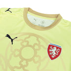 PUMA X CZECH X SALEHE BEMBURY 2026 GOALKEEPER REPLICA JERSEY - GOLD MOON/PEBBLE PATH
