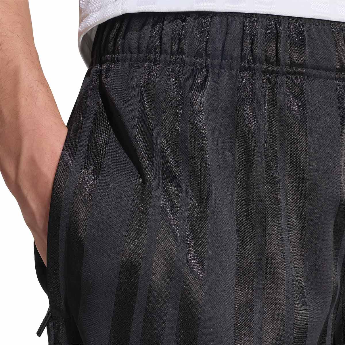 ADIDAS REAL MADRID EQT SHORTS - BLACK