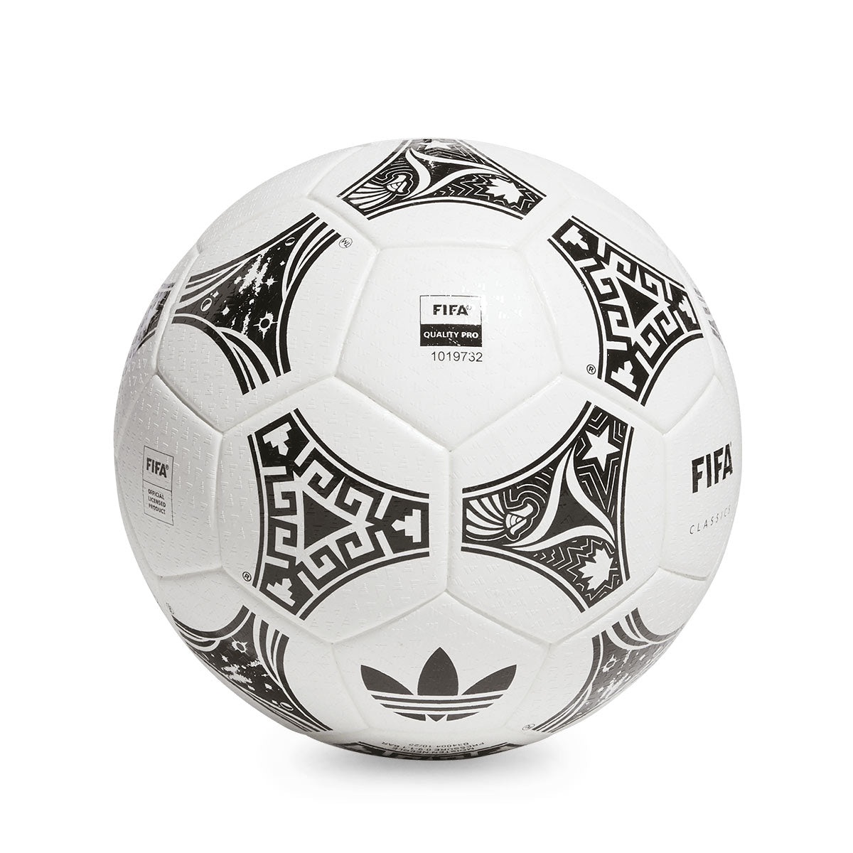 ADIDAS WORLD CUP MASH UP BALL - WHITE/BLACK