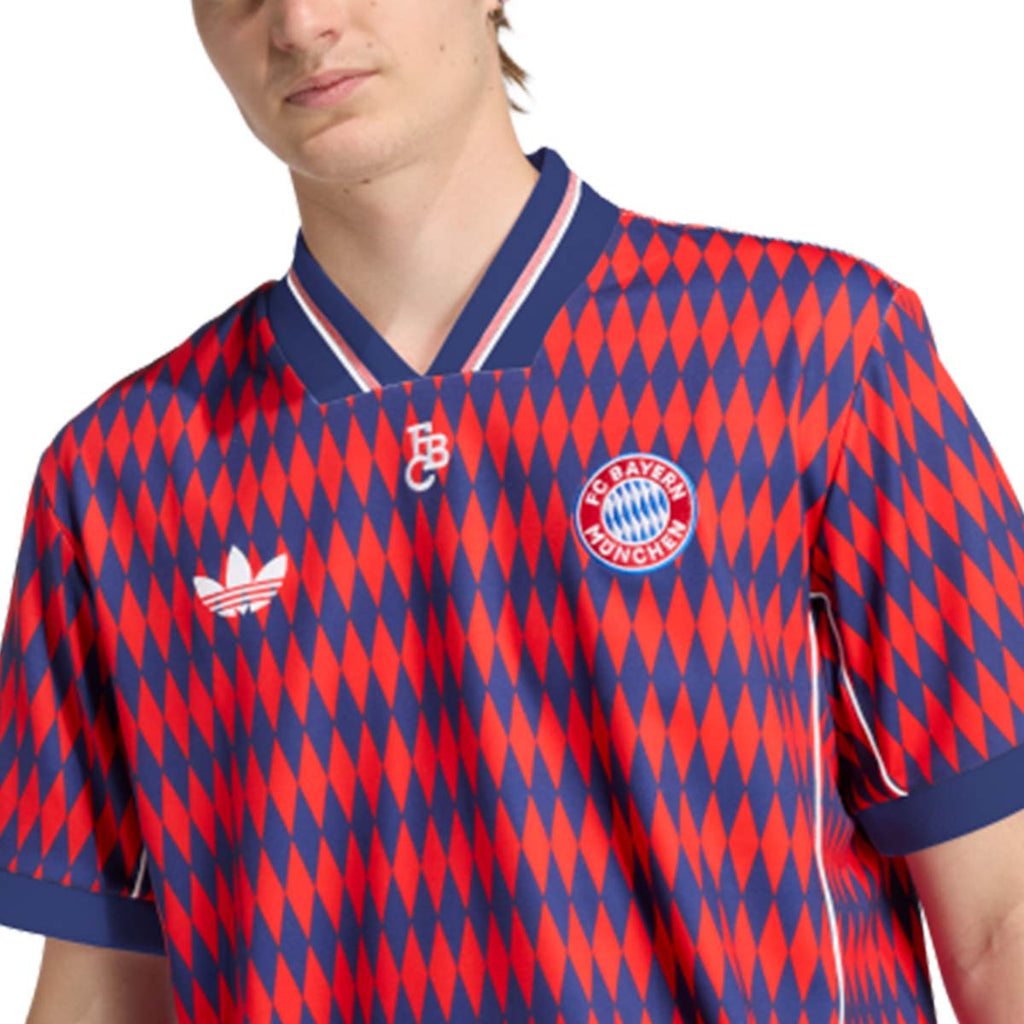 ADIDAS BAYERN MUNICH LIFESTYLER JERSEY - RED/DARK BLUE