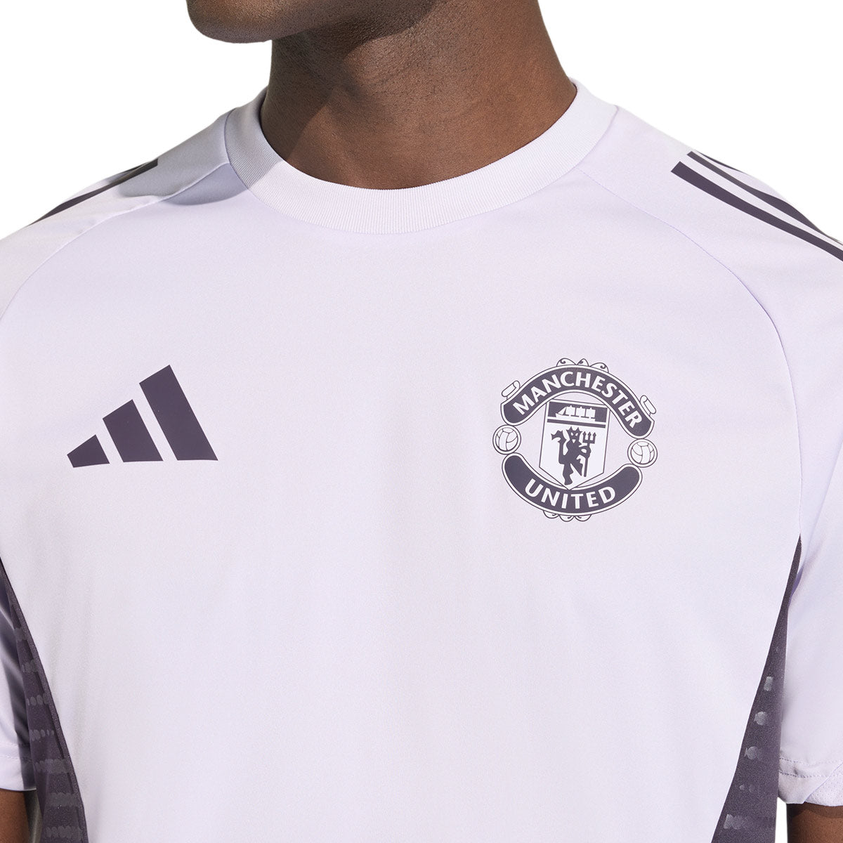 ADIDAS MANCHESTER UNITED 2025/2026 TRAINING JERSEY - PURPLE TINT/AURORA BLACK