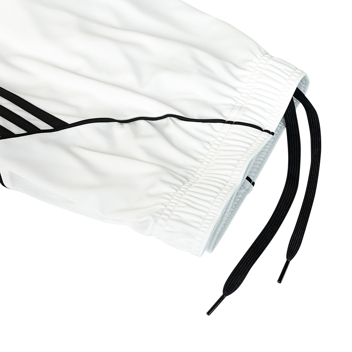 ADIDAS MAN UTD 2025/2026 HOME KIDS SHORTS - WHITE