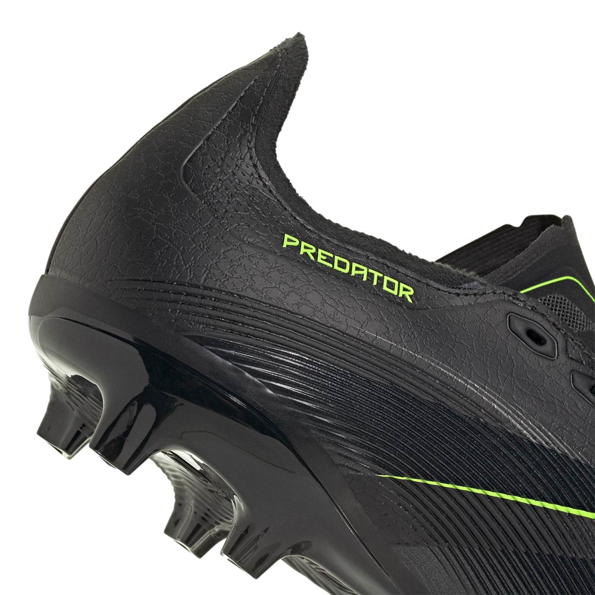 ADIDAS PREDATOR LEAGUE FG/MG - CORE BLACK/CARBON/LUCID LEMON