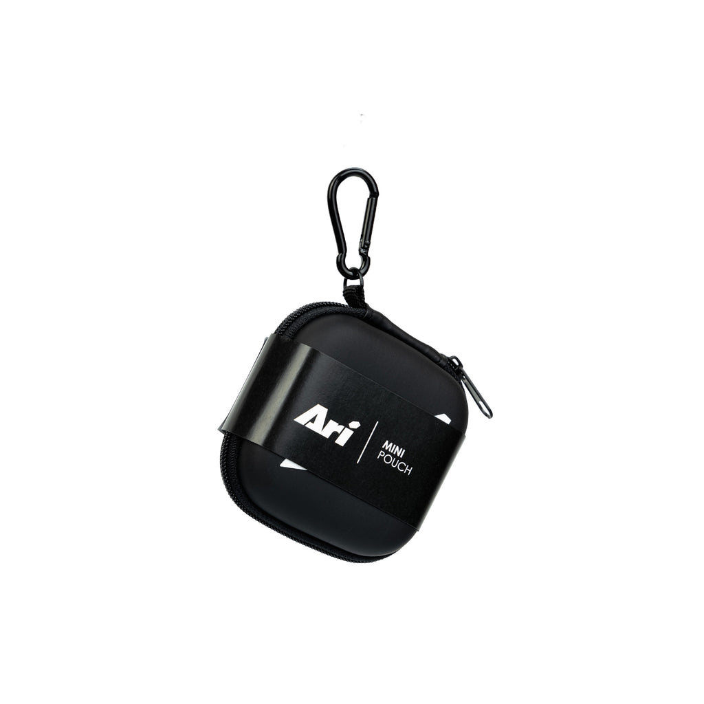ARI DAILY PORTABLE MINI POUCH - BLACK/WHITE/BLACK