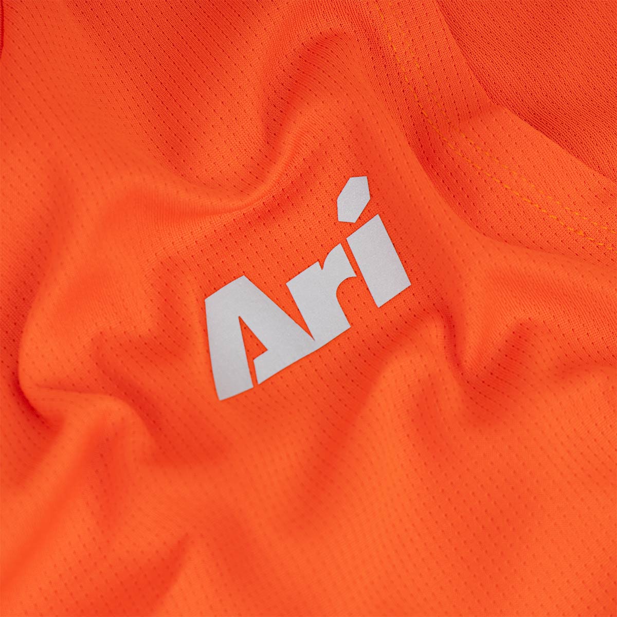 Ari Essential Neat Running Tank Orange White Orange