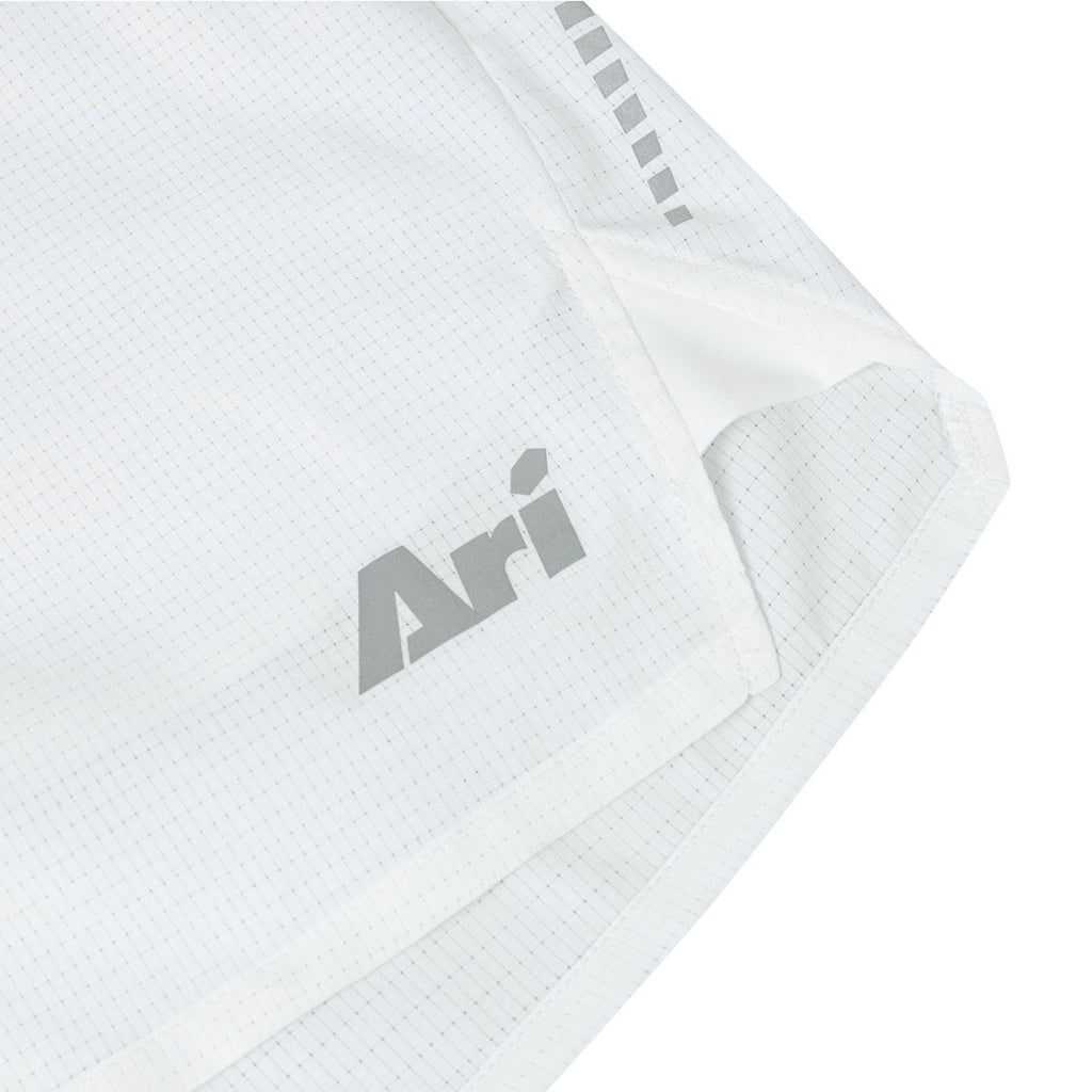Ari Women Breathe 2in1 V3 Running Shorts 3 Inches White White Silver