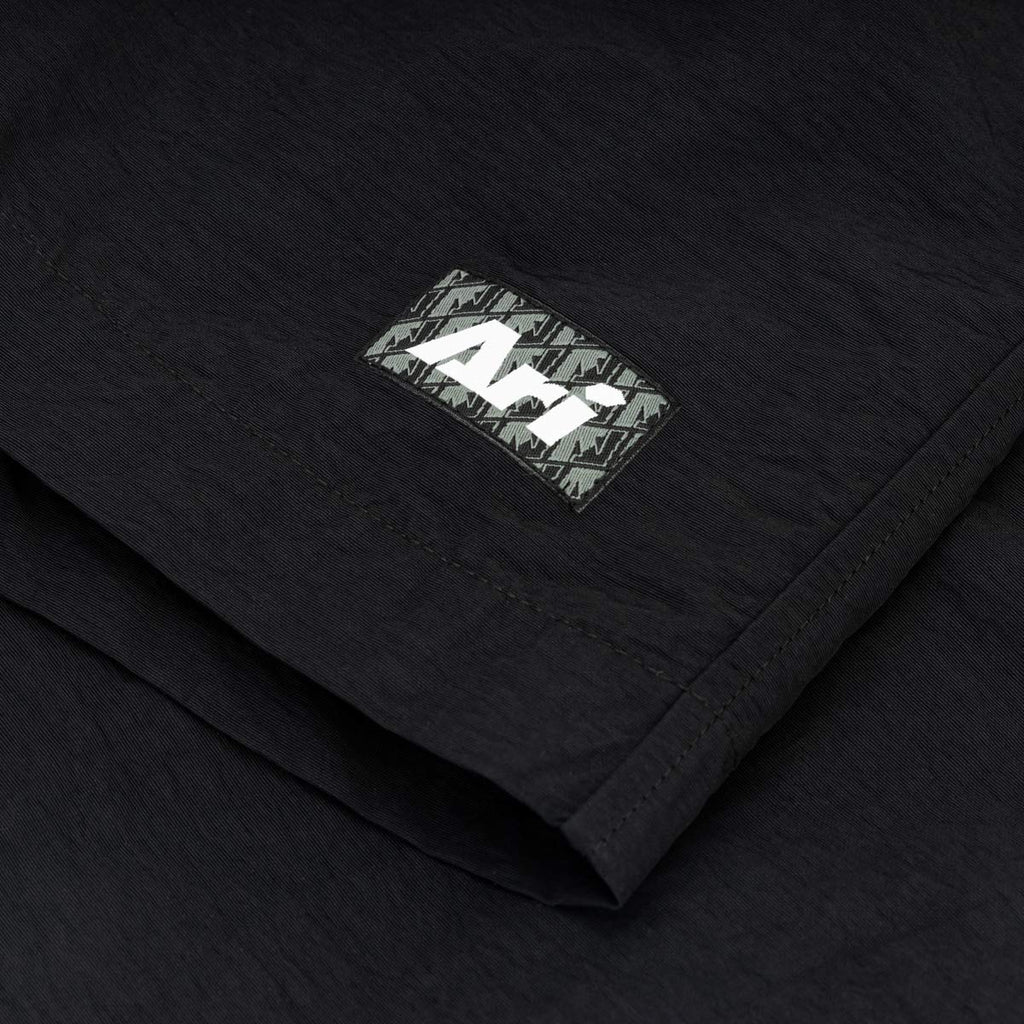 ARI SMART RELAXED SHORTS - BLACK/WHITE