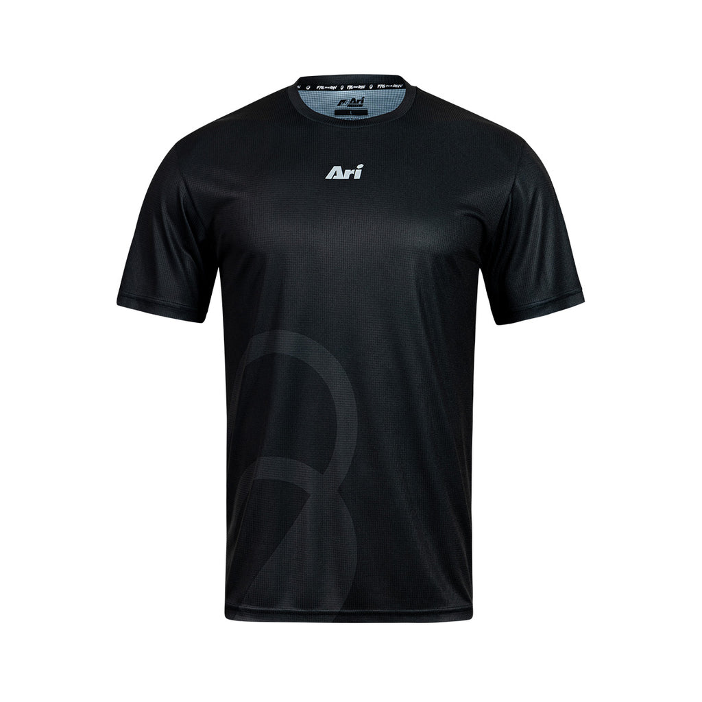 Ari Adept Signature Running Tee Black Silver Grey