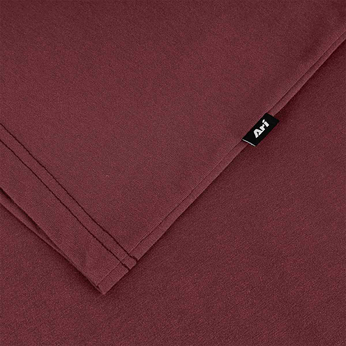 ARI EASY LIFESTYLE TEE - MAROON/MAROON/BLACK