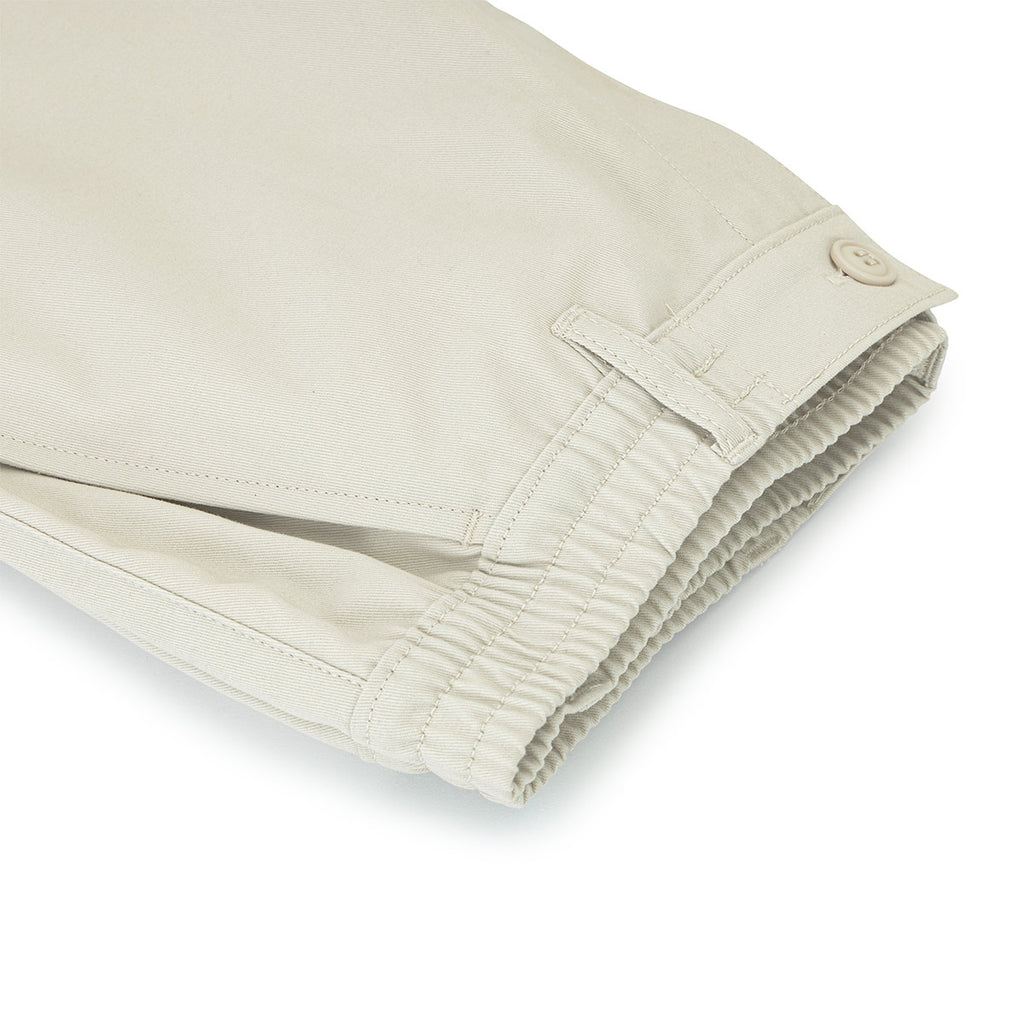 ARI ESSENTIAL CHINO SHORTS - BONE/BLACK/WHITE