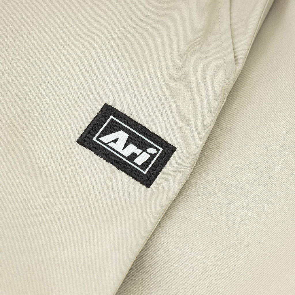 ARI ESSENTIAL CHINO SHORTS - BONE/BLACK/WHITE