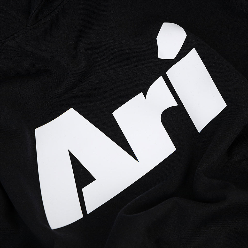 ARI ESSENTIAL HOODIE - BLACK/WHITE/BLACK