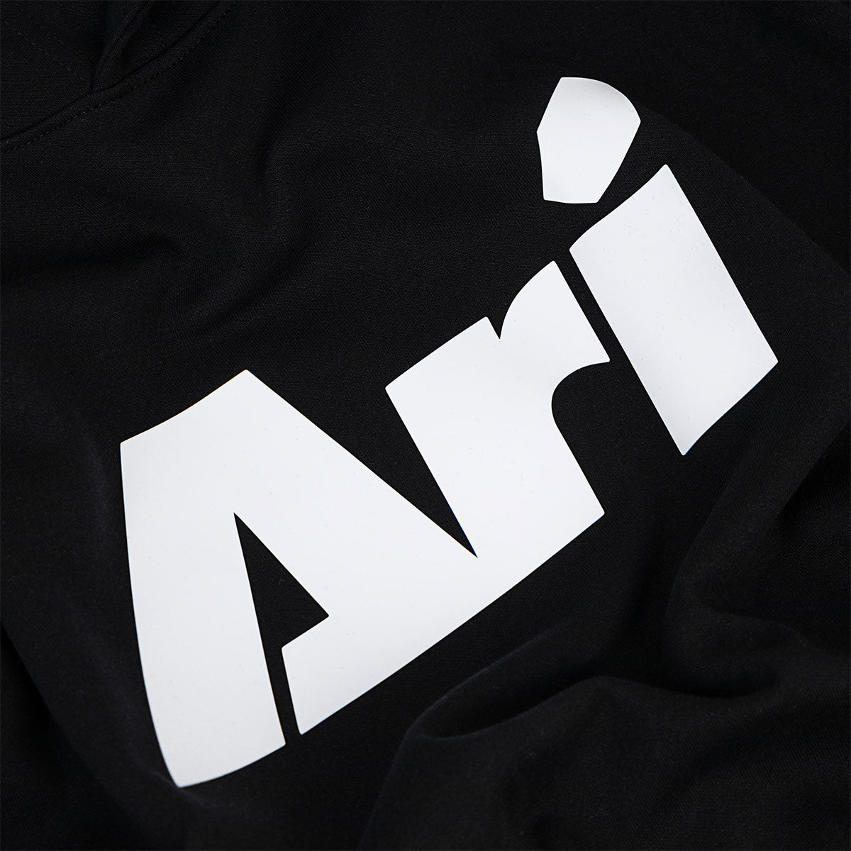 ARI ESSENTIAL HOODIE - BLACK/WHITE/BLACK