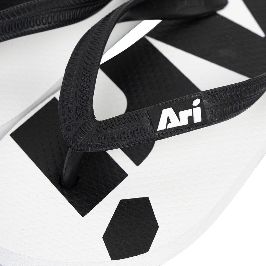 ARI FLIP FLOP SANDALS - WHITE/WHITE/BLACK