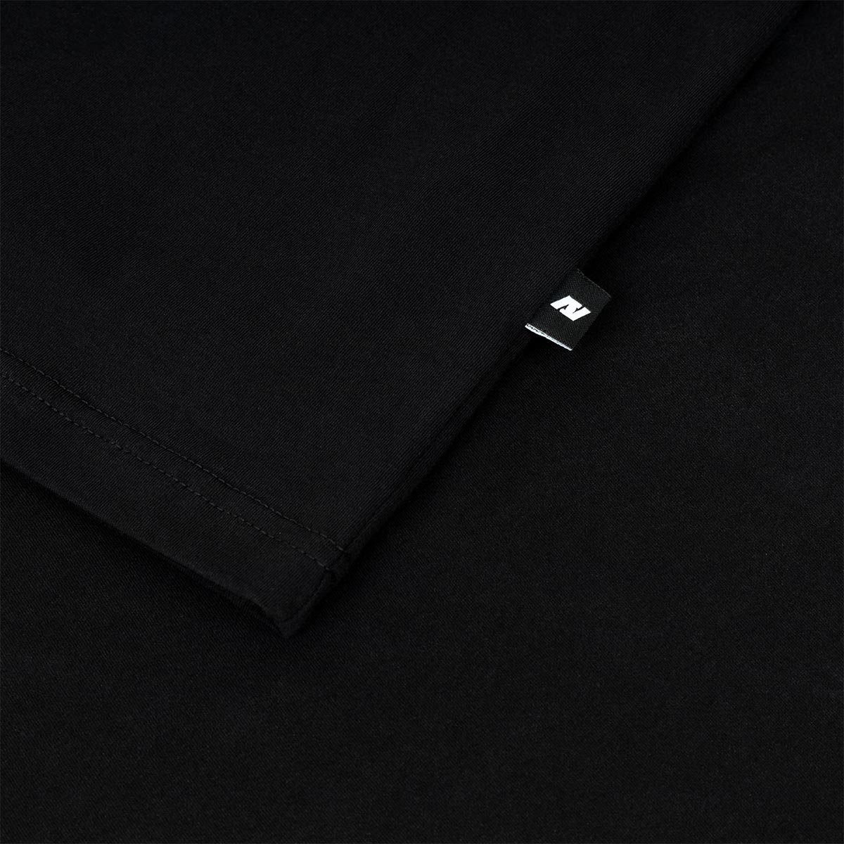 ARI KIDS ESSENTIAL SIGNATURE TEE - BLACK/WHITE/WHITE