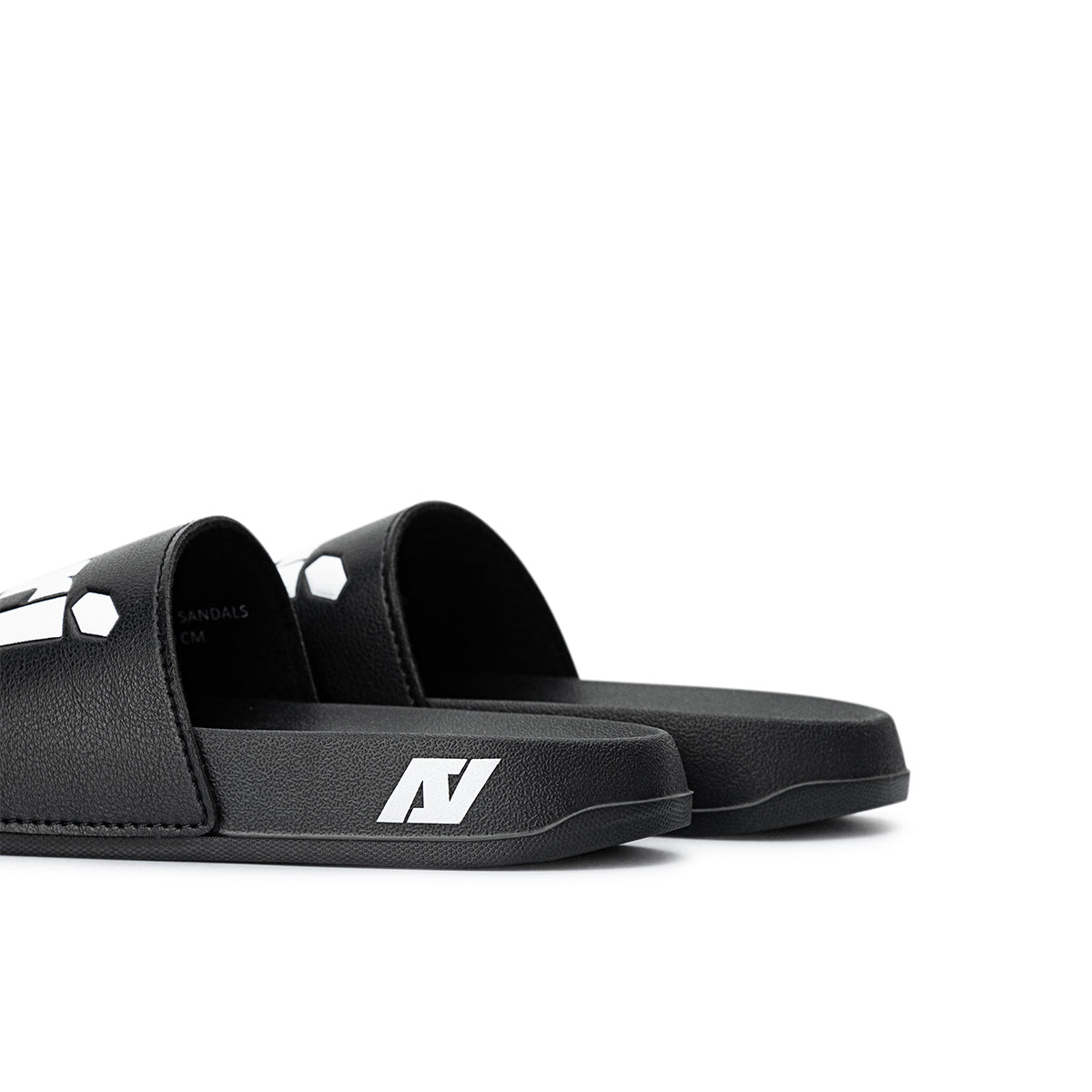 ARI KIDS SLIDE SANDALS - BLACK/WHITE