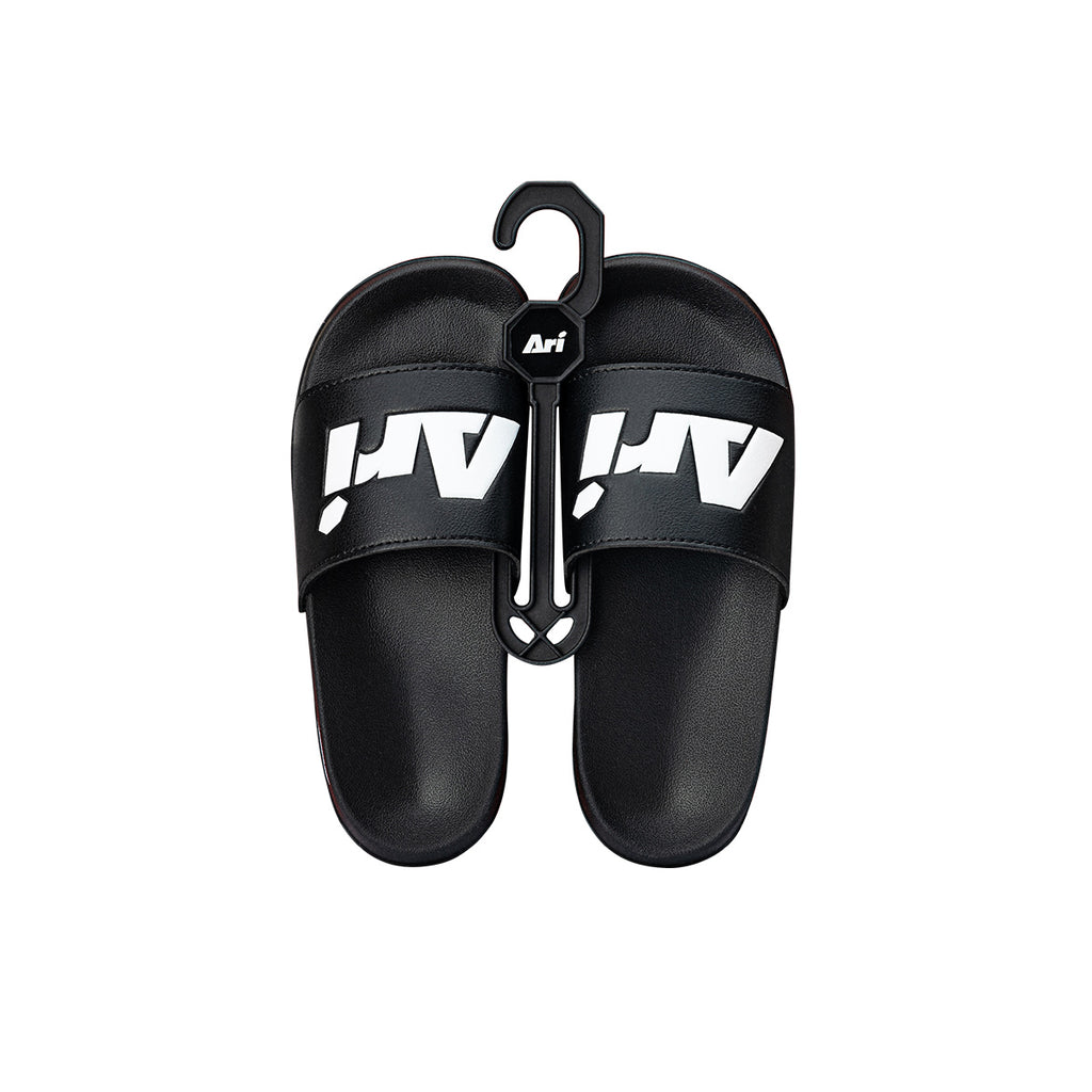 ARI KIDS SLIDE SANDALS - BLACK/WHITE