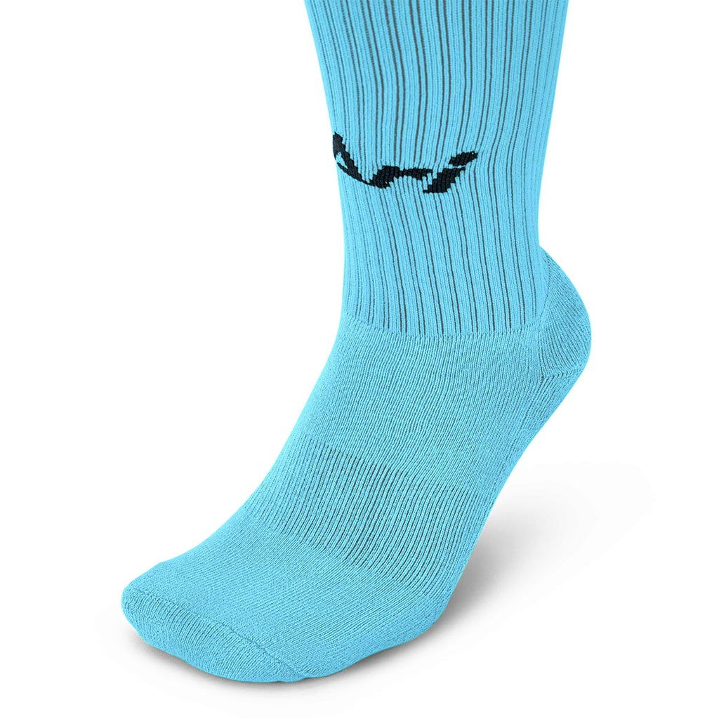 ARI LONG SOCKS - PALE BLUE