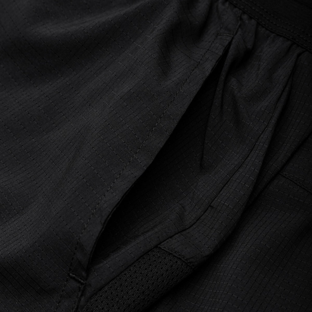 Ari Men Aerospeed V3 Running Shorts 5 Inches Black Black Silver