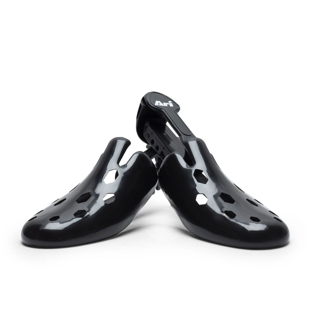 ARI SHOE TREE - BLACK